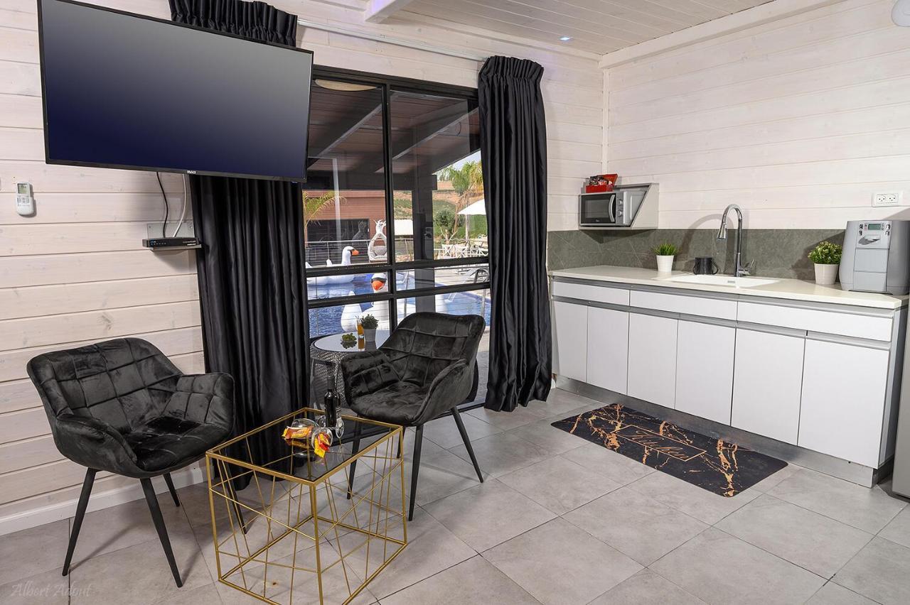 אוטופיה בצפון - מתחם אירוח מפואר Hotel Dalton Phòng bức ảnh