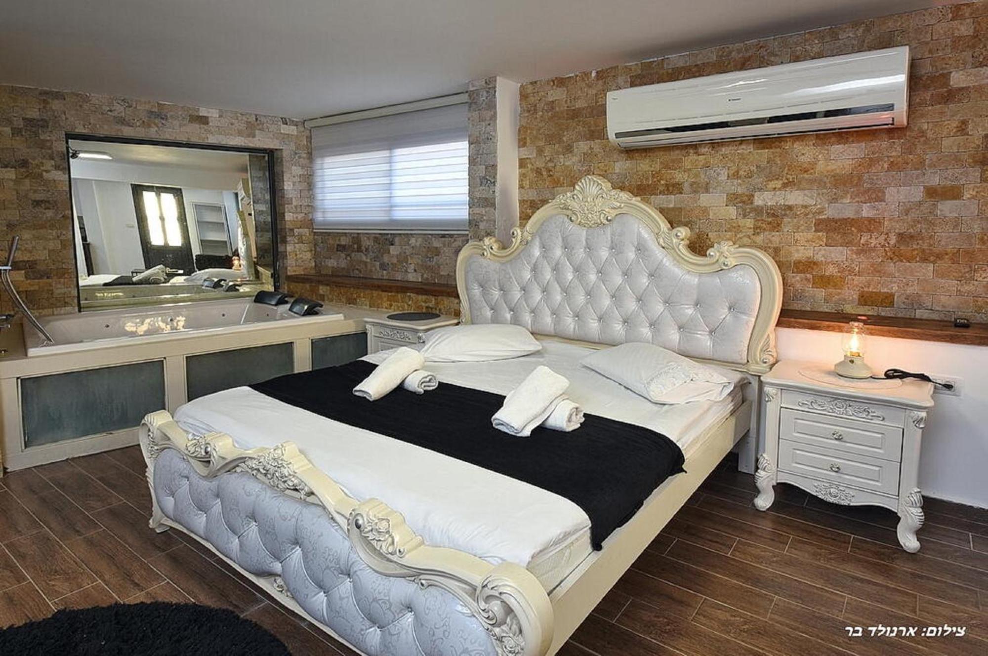 אוטופיה בצפון - מתחם אירוח מפואר Hotel Dalton Ngoại thất bức ảnh