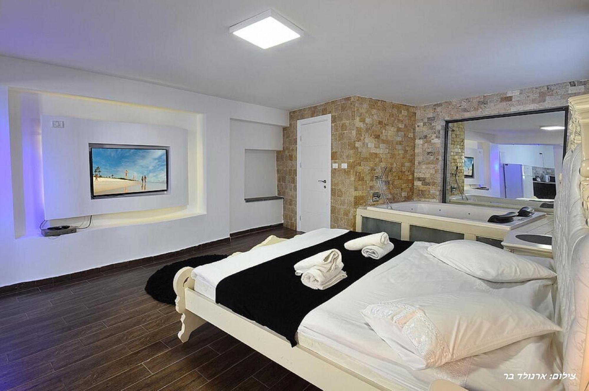 אוטופיה בצפון - מתחם אירוח מפואר Hotel Dalton Ngoại thất bức ảnh