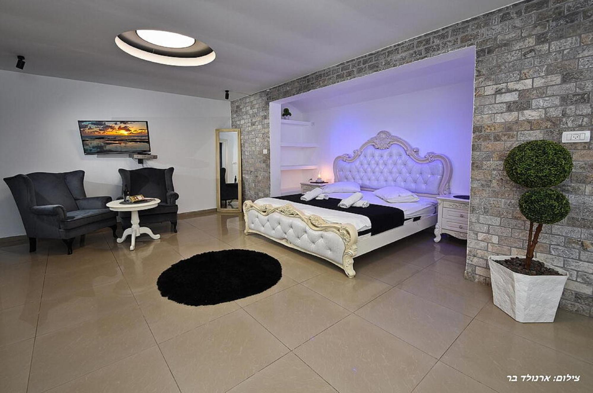 אוטופיה בצפון - מתחם אירוח מפואר Hotel Dalton Ngoại thất bức ảnh